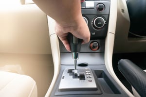 ¿El rojo se choca más? ¿Para usados no prestan? 10 mitos y sus verdades sobre carros usados