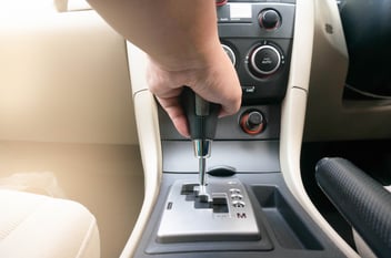 ¿El rojo se choca más? ¿Para usados no prestan? 10 mitos y sus verdades sobre carros usados