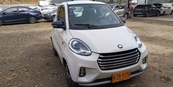 ¿Buscas carros eléctricos de segunda? Guía 2025 para comprar tu carro usado
